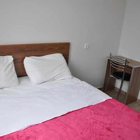 Hotel Altug Isparta Habitación foto